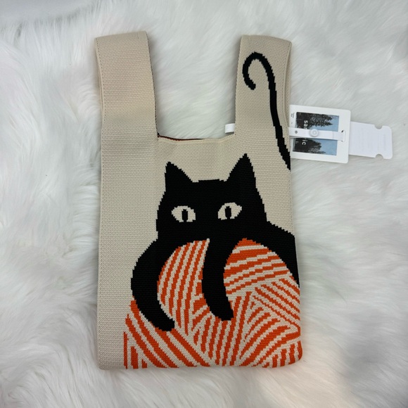 NWT Black Cat Compact Stylish Essentials Handheld Bag - Picture 2 of 7